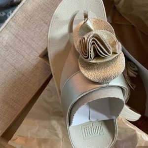 FIT FLOPS